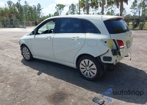 2015 Mercedes-Benz B-Class Electric Drive z USA, uszkodzony, nr VIN WDDVP9AB5FJ004284